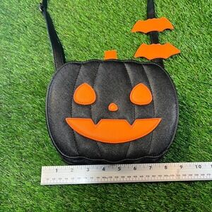 Halloween Jack-O-Lantern Pumpkin Crossbody Bag Black Orange Bat Detail Strap